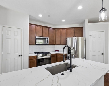 3101 Davis Ln - Photo Thumbnail 19