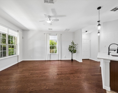 3101 Davis Ln - Photo Thumbnail 17
