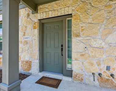 3101 Davis Ln - Photo Thumbnail 2
