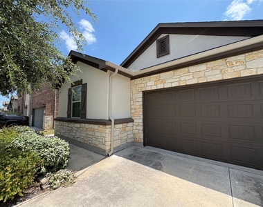 147 Mary Max Cir - Photo Thumbnail 1