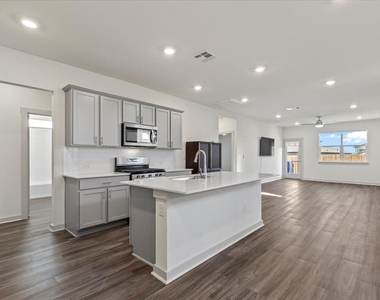 7704 Jacobean Way - Photo Thumbnail 5