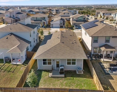 7704 Jacobean Way - Photo Thumbnail 23