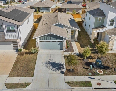 7704 Jacobean Way - Photo Thumbnail 25