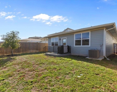 7704 Jacobean Way - Photo Thumbnail 24