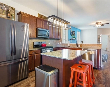 2208 Cliffbrake Way - Photo Thumbnail 4