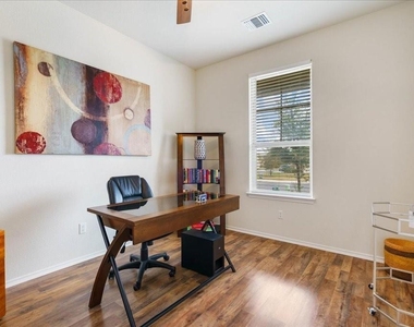 2208 Cliffbrake Way - Photo Thumbnail 6