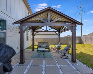 100 Shearwater Ln - Photo Thumbnail 16