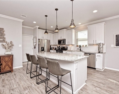 100 Shearwater Ln - Photo Thumbnail 7