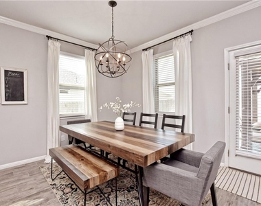 100 Shearwater Ln - Photo Thumbnail 4