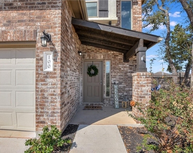100 Shearwater Ln - Photo Thumbnail 1