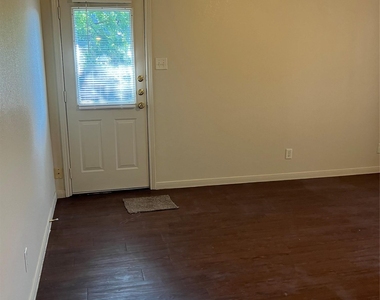 2606 Lucille Drive Dr - Photo Thumbnail 1