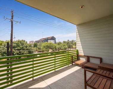 4004 Banister Ln - Photo Thumbnail 6