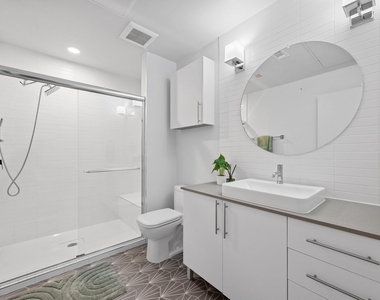 4004 Banister Ln - Photo Thumbnail 15