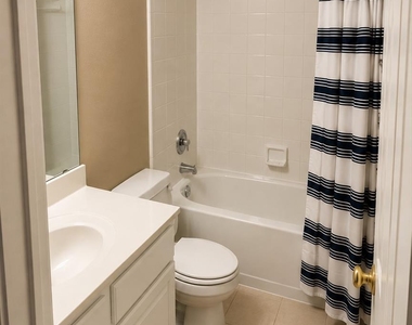 126 Copperwood Loop - Photo Thumbnail 8