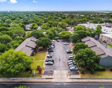 11519 Pecan Creek Pkwy - Photo Thumbnail 10