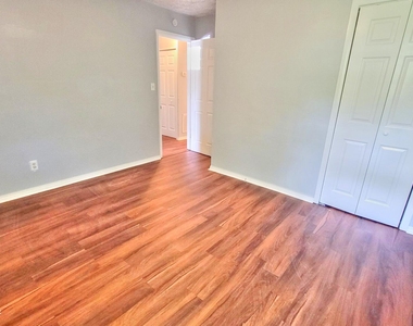 9348 Culpeper Avenue - Photo Thumbnail 13
