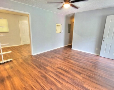 9348 Culpeper Avenue - Photo Thumbnail 6