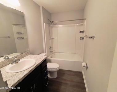 1211 Sarahs Landing Drive - Photo Thumbnail 12