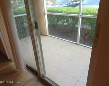 10075 Gate Parkway N - Photo Thumbnail 6