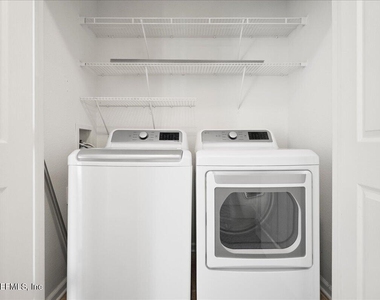 10550 Baymeadows Road - Photo Thumbnail 7
