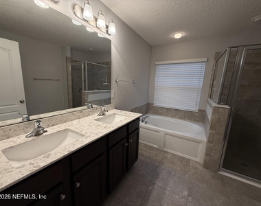 686 Glendale Lane - Photo Thumbnail 20