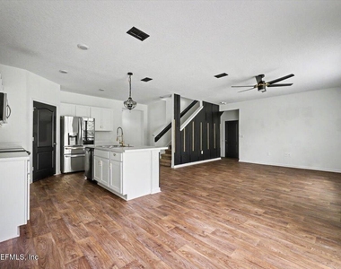 3197 Rustic Deer Way - Photo Thumbnail 6