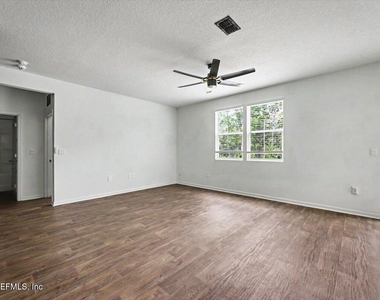 3197 Rustic Deer Way - Photo Thumbnail 12