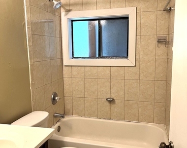 5219 Westchase Court - Photo Thumbnail 6