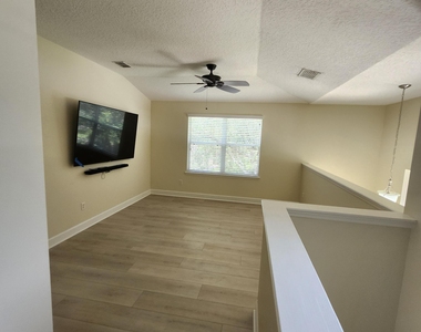 201 Edgeford Court - Photo Thumbnail 24