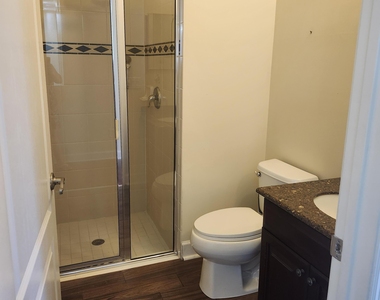 201 Edgeford Court - Photo Thumbnail 16