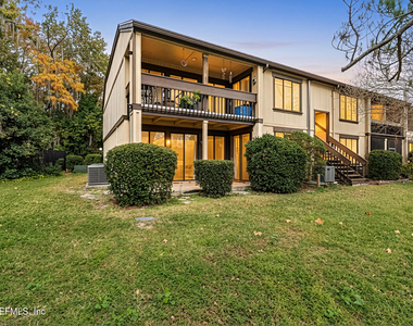 7602 Las Palmas Way - Photo Thumbnail 31