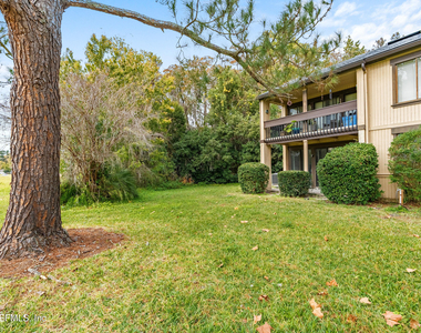 7602 Las Palmas Way - Photo Thumbnail 32