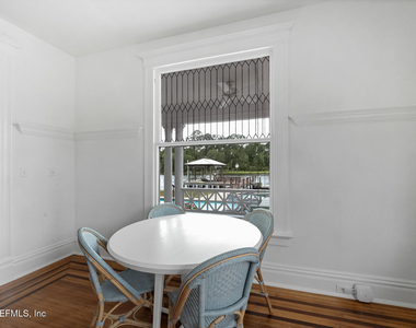 289 N Roscoe Boulevard - Photo Thumbnail 8