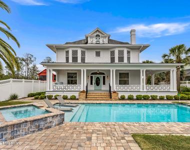289 N Roscoe Boulevard - Photo Thumbnail 43