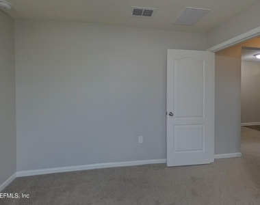 2210 Pebble Point Drive - Photo Thumbnail 11