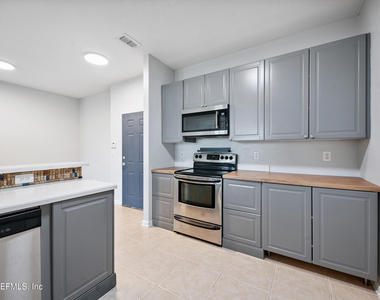 13364 Beach Boulevard - Photo Thumbnail 8