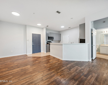 13364 Beach Boulevard - Photo Thumbnail 4