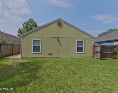 3099 Wavering Lane - Photo Thumbnail 14