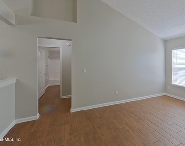 3099 Wavering Lane - Photo Thumbnail 2