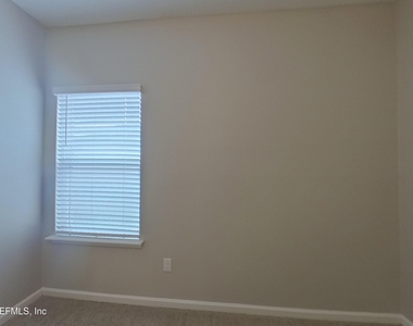 10328 Pavnes Creek Drive - Photo Thumbnail 11