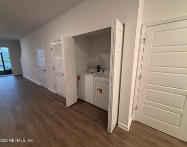 284 Palmetto Ridge Road - Photo Thumbnail 6