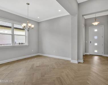 11476 Madelynn Drive - Photo Thumbnail 2
