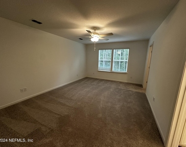 1684 Pacifico Way - Photo Thumbnail 14