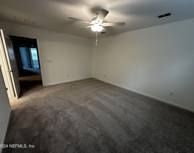 1684 Pacifico Way - Photo Thumbnail 16