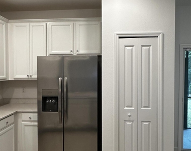 1684 Pacifico Way - Photo Thumbnail 8
