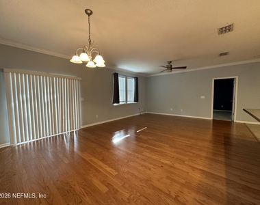 12173 Hatherden Court - Photo Thumbnail 2