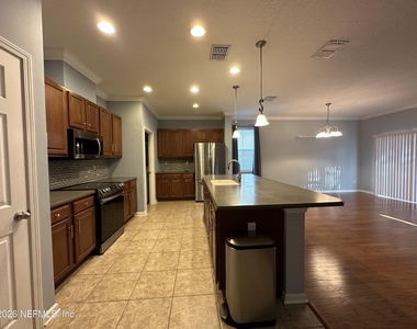 12173 Hatherden Court - Photo Thumbnail 4