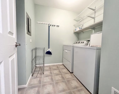 1166 Buckingham Road - Photo Thumbnail 13