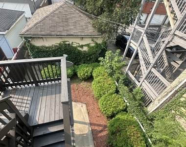 2449 W Taylor Street - Photo Thumbnail 12
