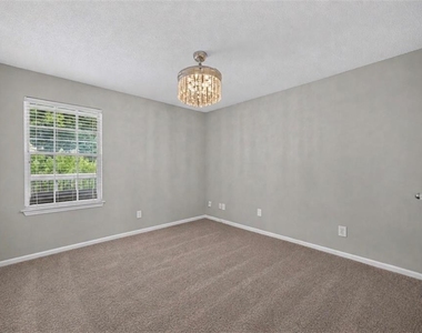 1021 Chastain Park Court Ne - Photo Thumbnail 9